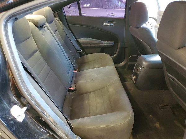 2012 DODGE CHARGER SE