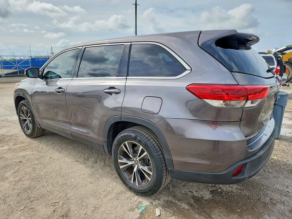 2019 TOYOTA HIGHLANDER