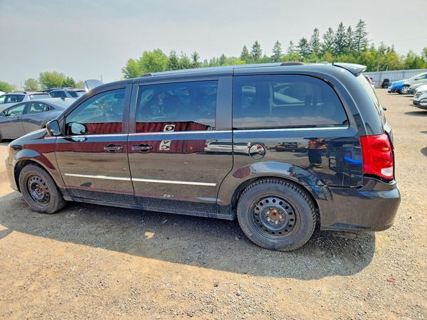 2017 DODGE GRAND CARAVAN Crew