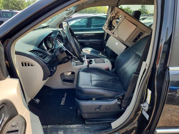 2017 DODGE GRAND CARAVAN Crew