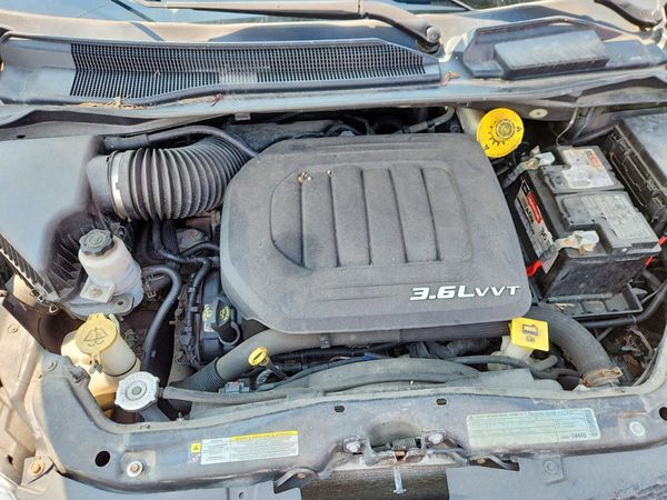 2017 DODGE GRAND CARAVAN Crew