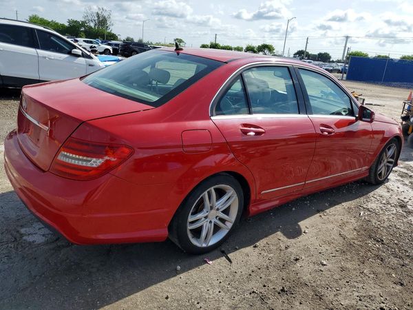 2014 MERCEDES-BENZ C C250