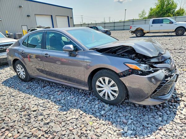 2020 TOYOTA CAMRY