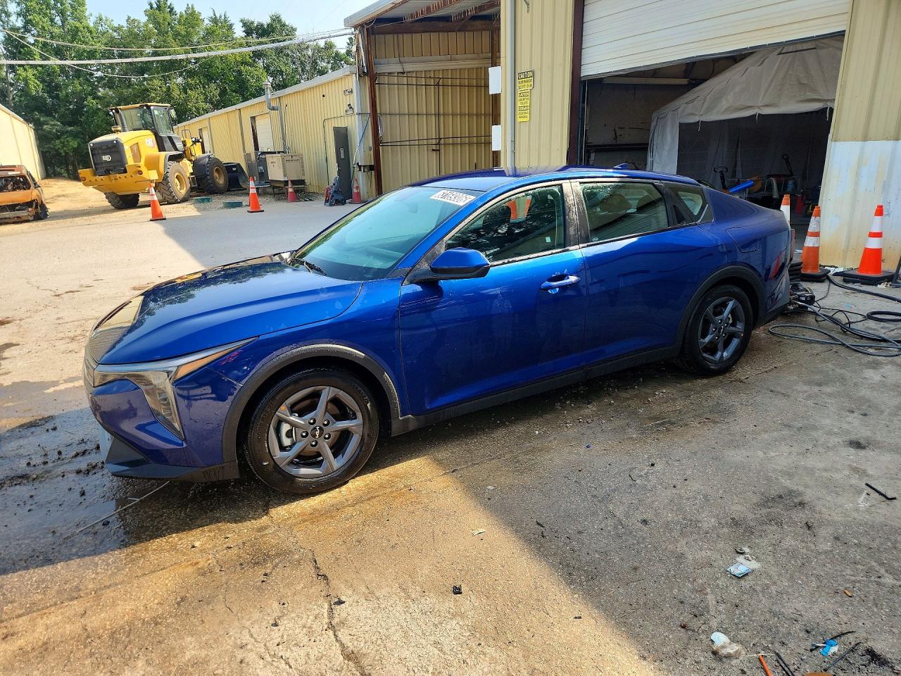 2026 KIA K4 LX, LXS