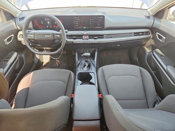 2026 KIA K4 LX, LXS