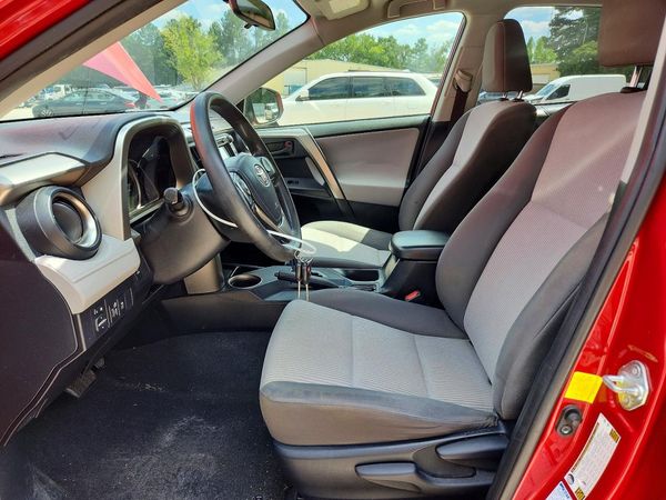 2015 TOYOTA RAV4 LE (X Grade)