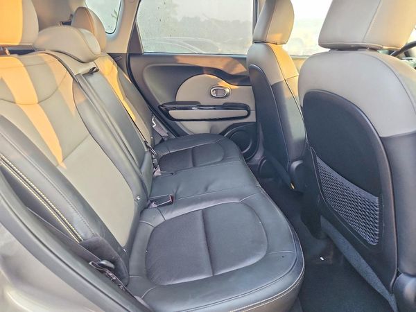 2016 KIA SOUL Exclaim