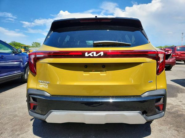 2024 KIA SELTOS S, X-Line