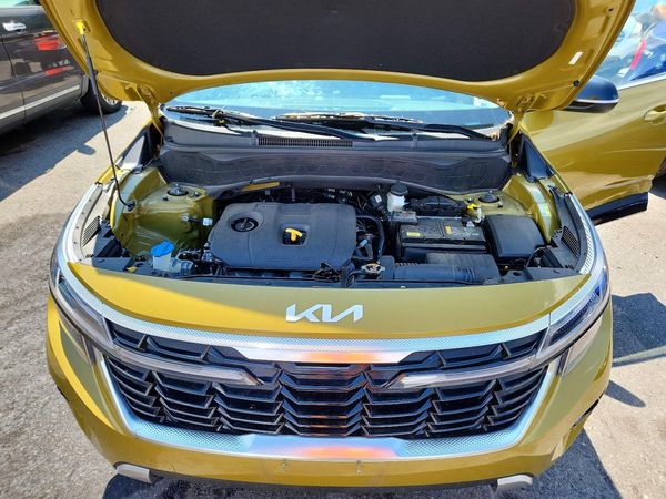 2024 KIA SELTOS S, X-Line