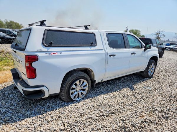 2021 CHEVROLET SILVERADO Custom