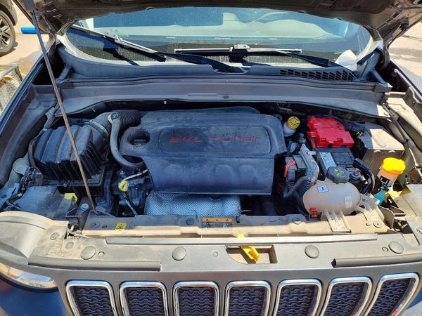 2019 JEEP RENEGADE LATITUDE 4X4