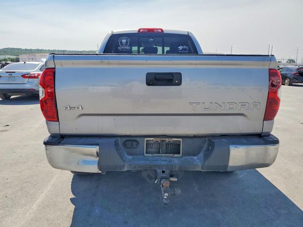 2015 TOYOTA TUNDRA SR5 Grade