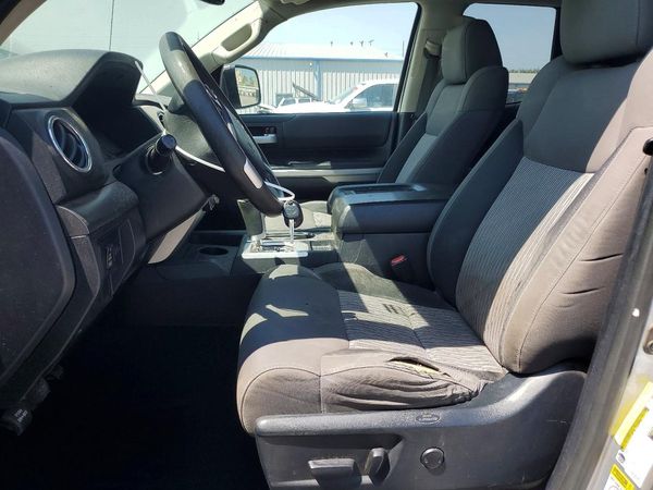2015 TOYOTA TUNDRA SR5 Grade
