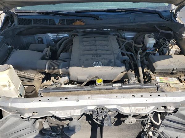 2015 TOYOTA TUNDRA SR5 Grade
