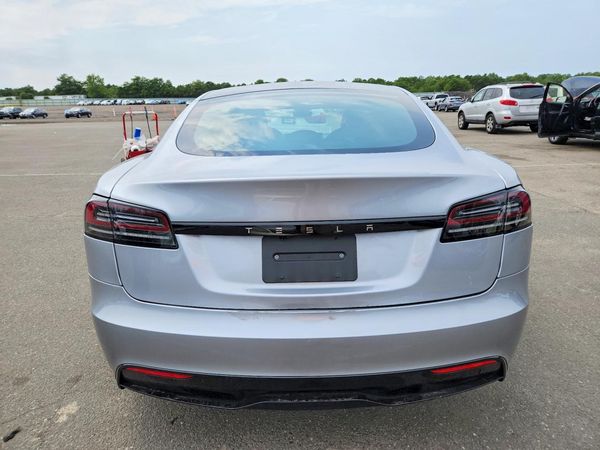 2025 TESLA MODEL S