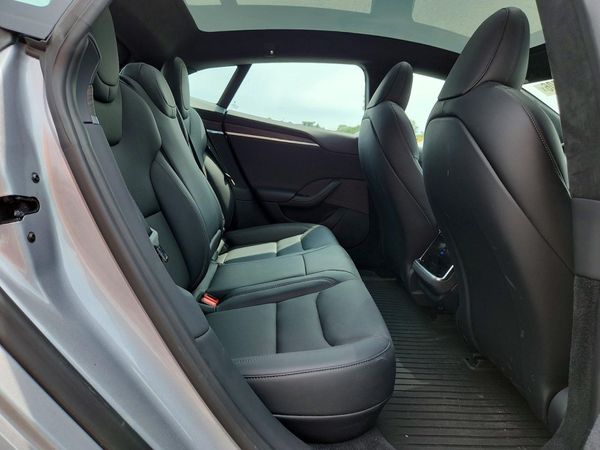 2025 TESLA MODEL S