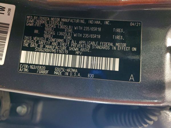 2021 TOYOTA HIGHLANDER XLE