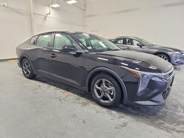 2026 KIA K4 LX, LXS