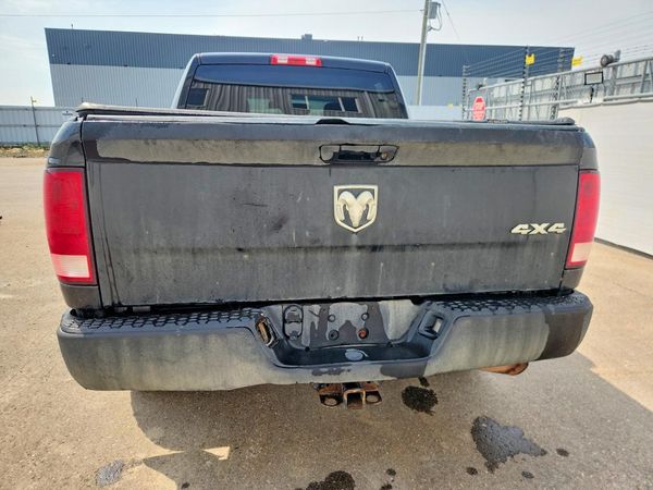 2016 RAM 1500 ST