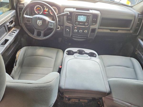2016 RAM 1500 ST