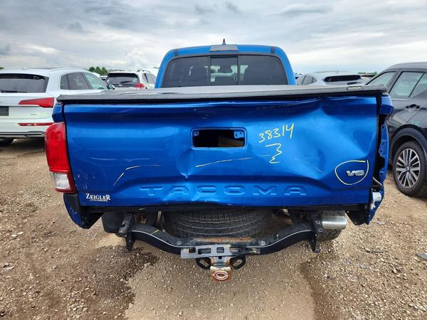 2016 TOYOTA TACOMA