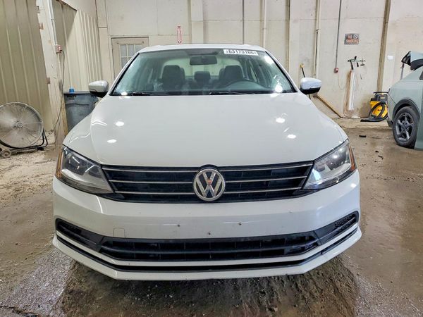 2017 VOLKSWAGEN JETTA SE