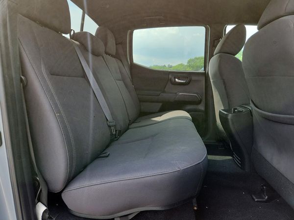 2019 TOYOTA TACOMA SR5