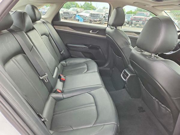 2022 KIA K5