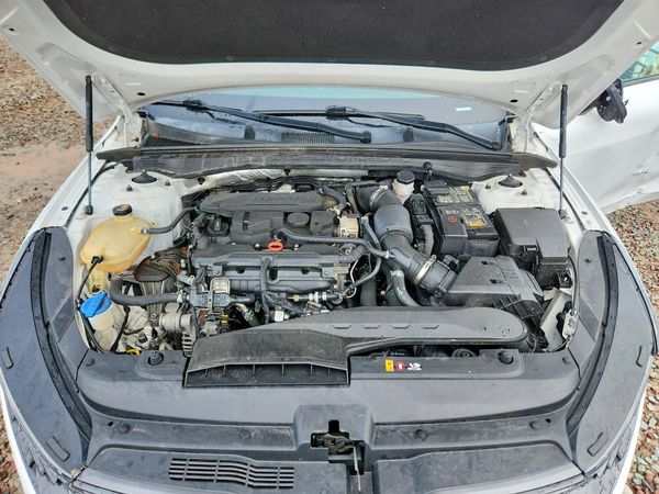 2022 KIA K5