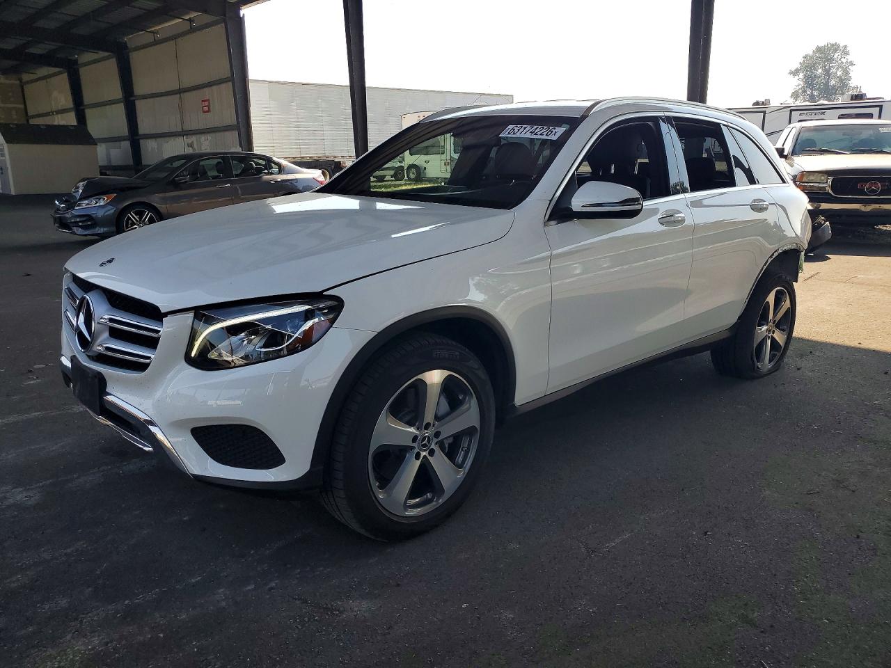 2019 MERCEDES-BENZ GLC