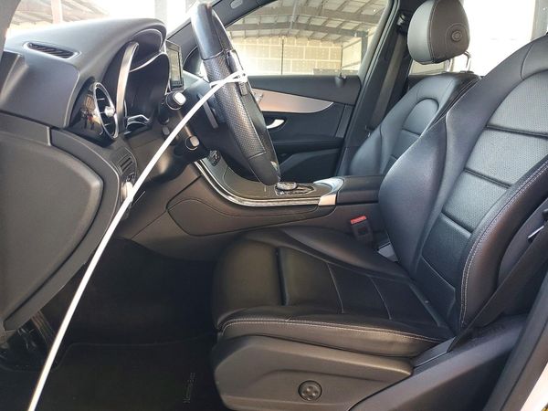 2019 MERCEDES-BENZ GLC
