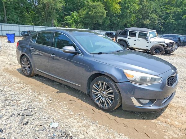 2015 KIA CADENZA