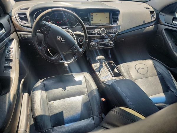 2015 KIA CADENZA
