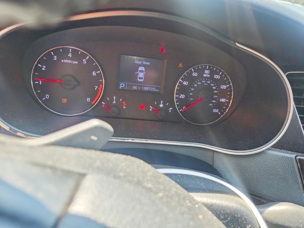 2015 KIA CADENZA