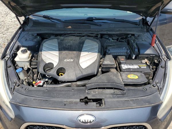 2015 KIA CADENZA