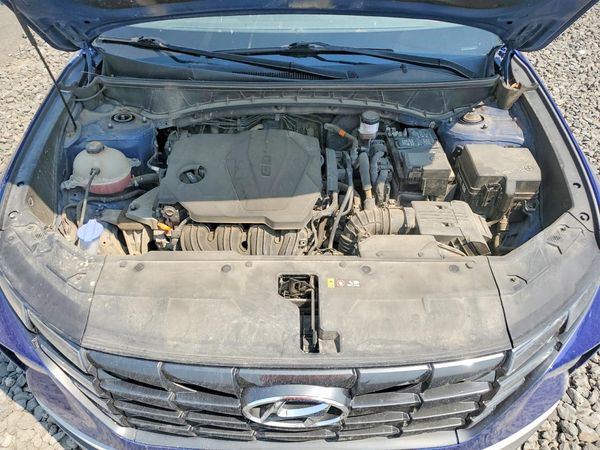 2022 HYUNDAI TUCSON SE