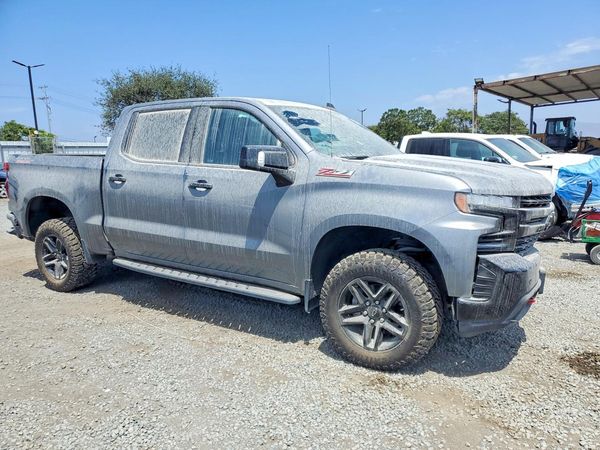 2022 CHEVROLET SILVERADO Trail Boss - LT — Passenger 3/4