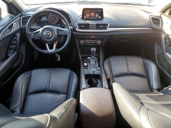 2018 MAZDA 3 Touring