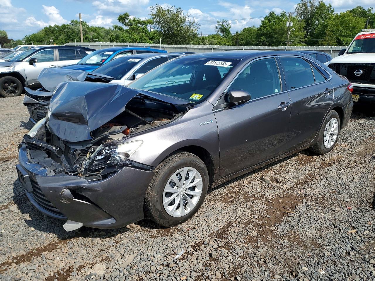 2015 TOYOTA CAMRY SOLA Hybrid — Front 3/4