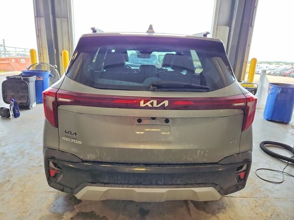 2024 KIA SELTOS S, X-Line