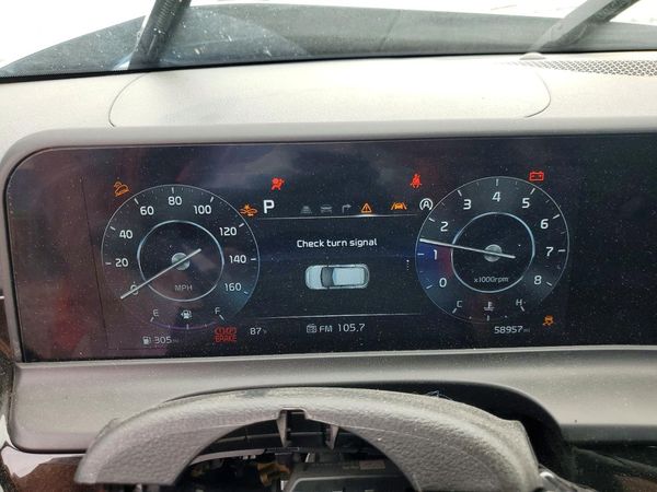 2024 KIA SELTOS S, X-Line