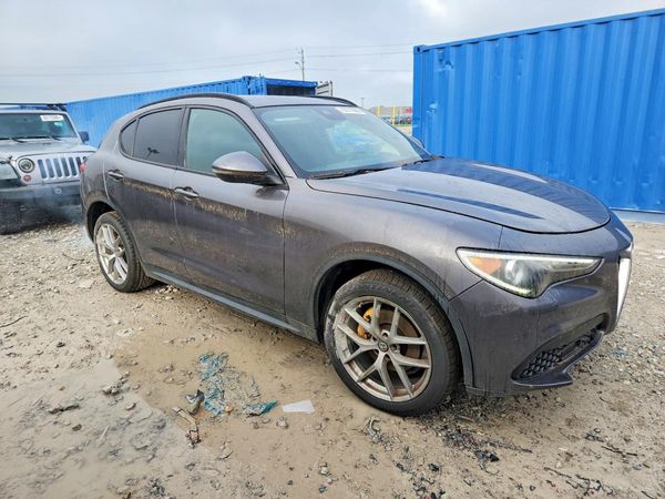 2018 ALFA ROMEO STELVIO TI AWD