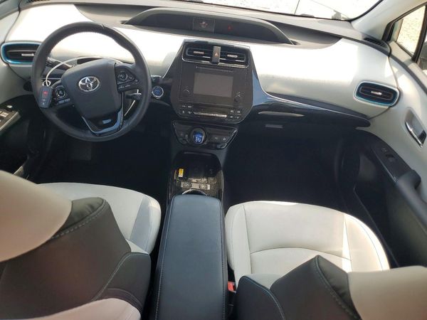 2019 TOYOTA PRIUS