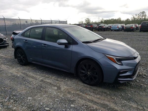 2025 TOYOTA COROLLA