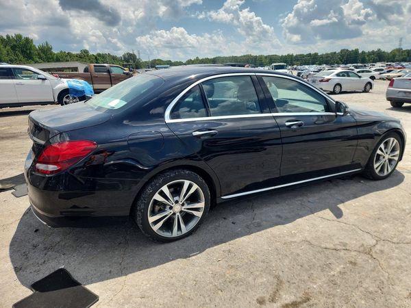 2016 MERCEDES-BENZ C