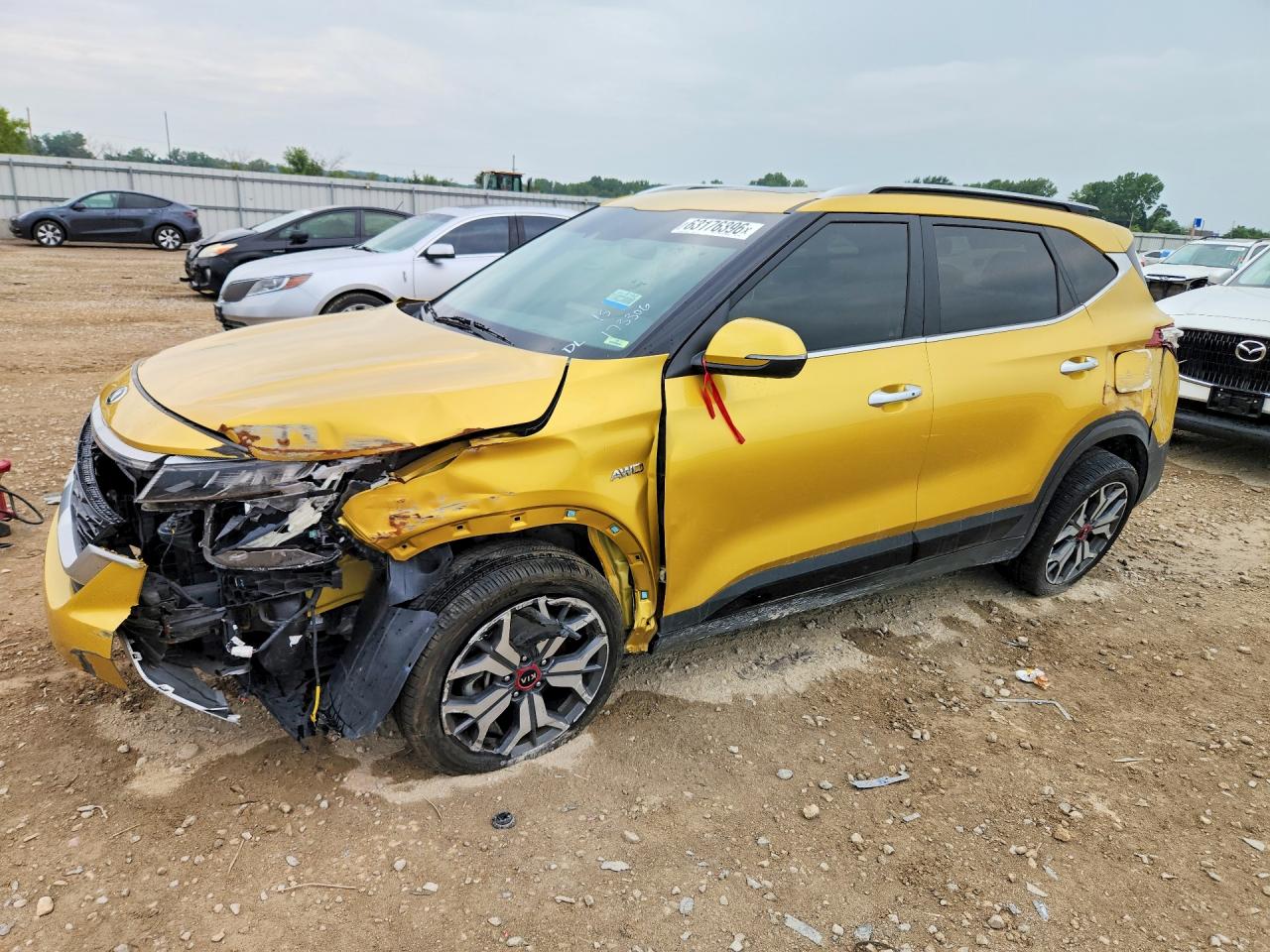 2021 KIA SELTOS SX — Front 3/4