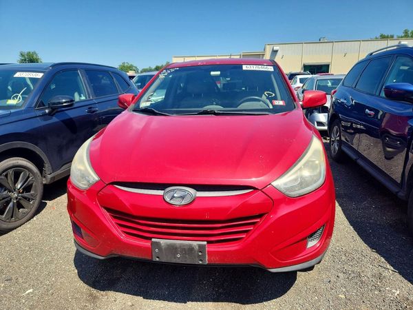 2015 HYUNDAI TUCSON GL (Middle-Low)