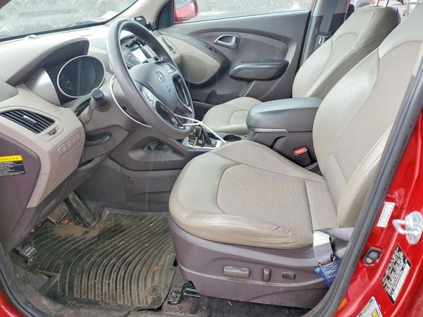 2015 HYUNDAI TUCSON GL (Middle-Low)