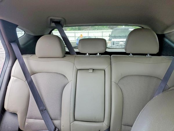 2015 HYUNDAI TUCSON GL (Middle-Low)