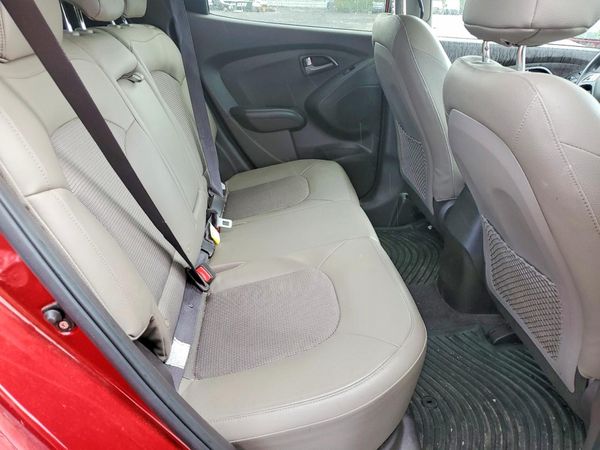 2015 HYUNDAI TUCSON GL (Middle-Low)